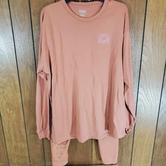 Victoria Secret Pink Top & Yoga pants Size Large